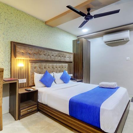 Hotel New Blue Sapphire Residency Bombay Esterno foto