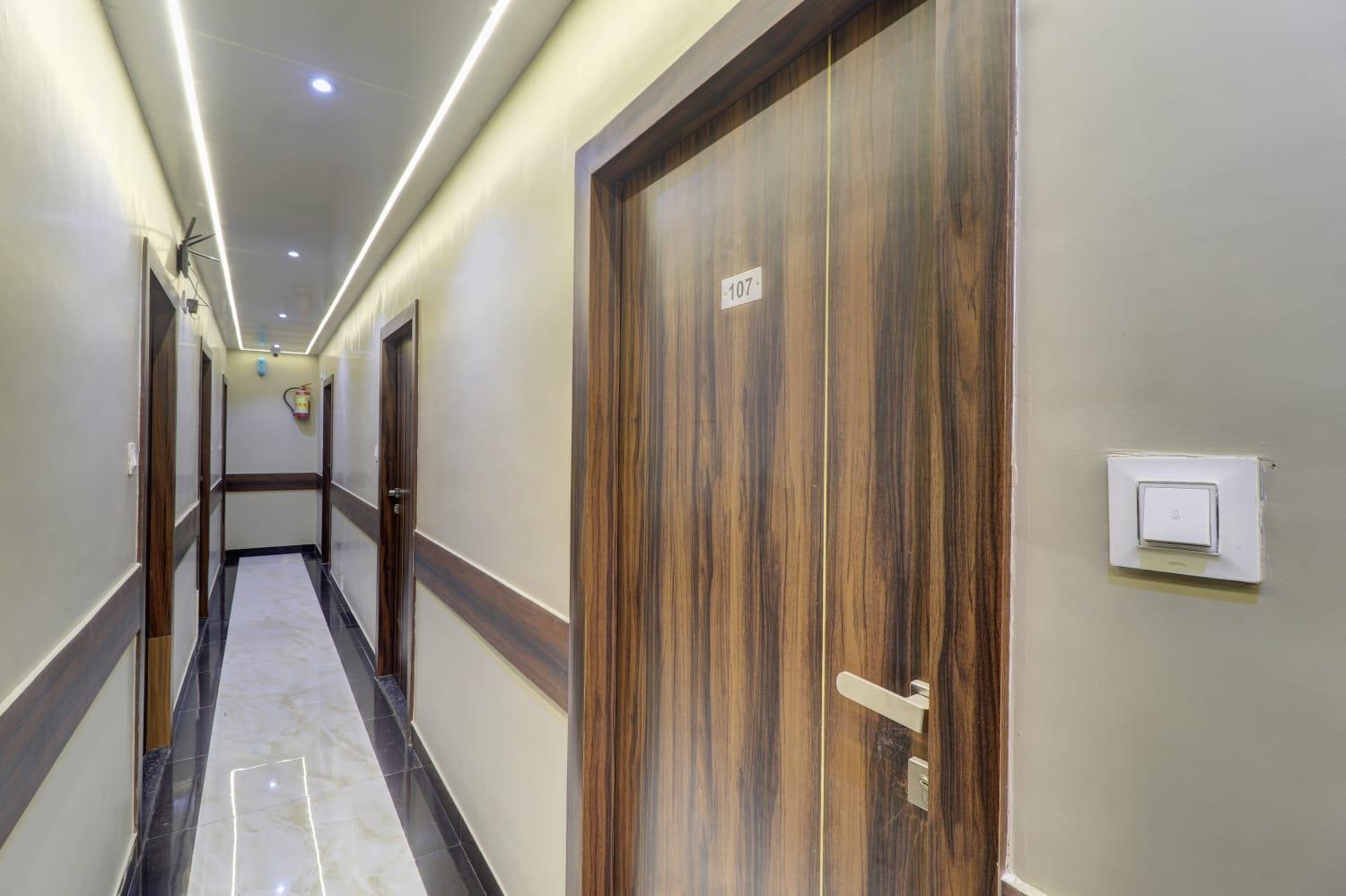 Hotel New Blue Sapphire Residency Bombay Esterno foto