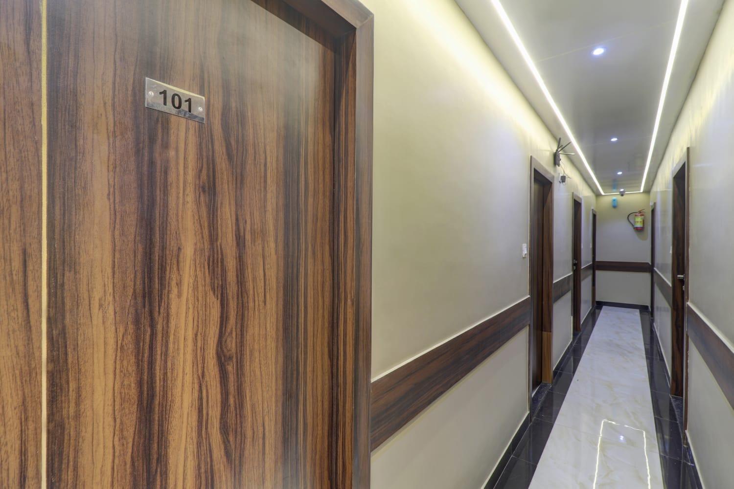Hotel New Blue Sapphire Residency Bombay Esterno foto