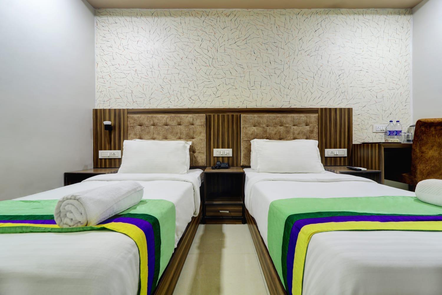 Hotel New Blue Sapphire Residency Bombay Esterno foto